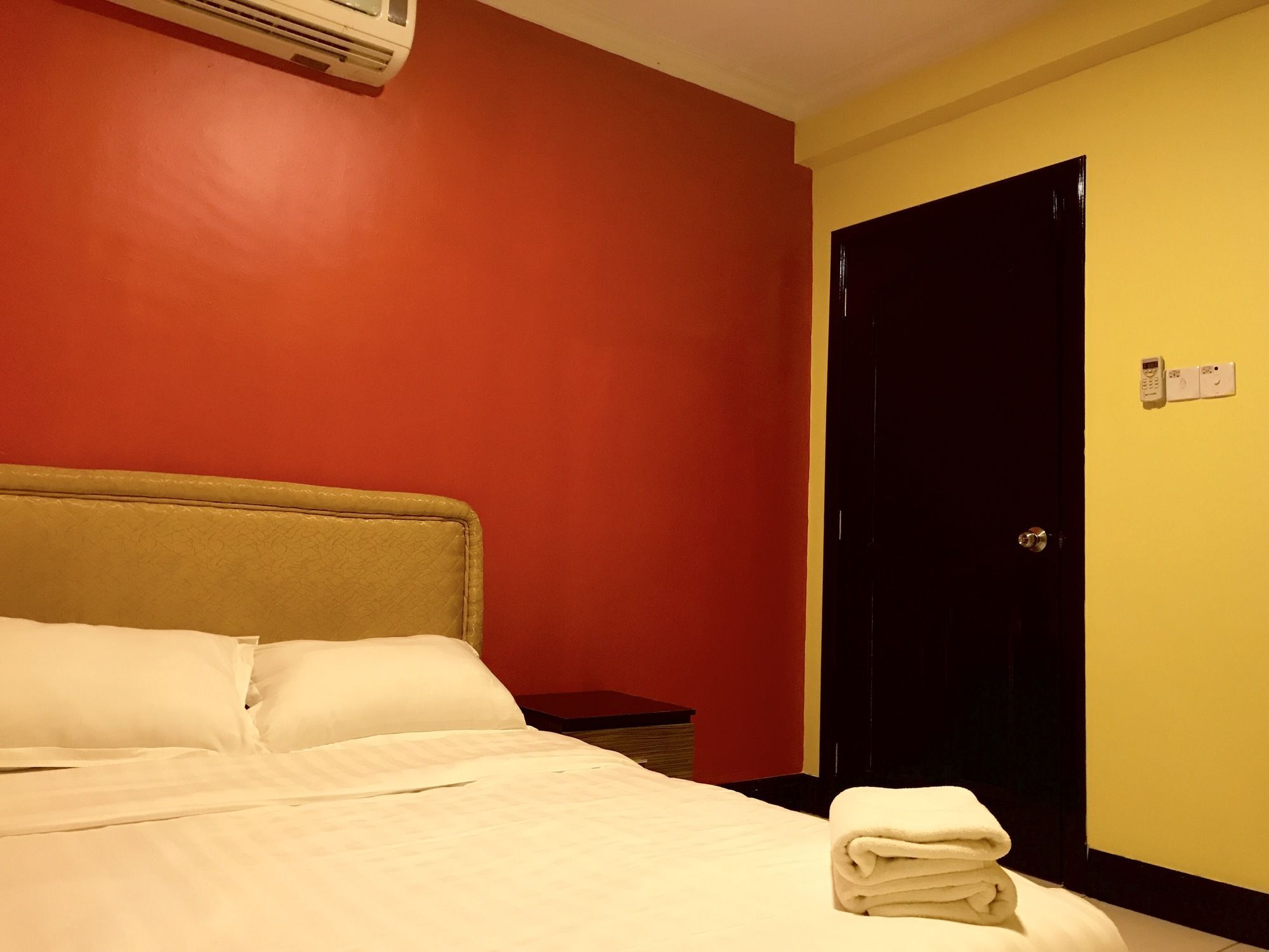 Sunset & Seaview Vacation Condos At Marina Court Resort Condo Kota Kinabalu Luaran gambar